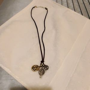 Mens Guess -medallion necklace with rawhide string